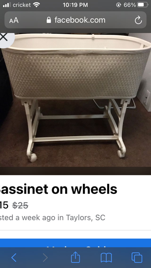 Bassinet on wheels