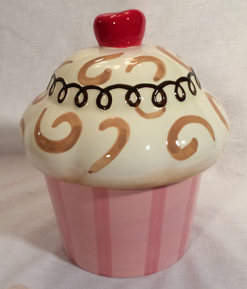 REDUCED to $10! Ceramic cupcake cookie jar in original box, Measures 10″ high x 8.5″ diameter.