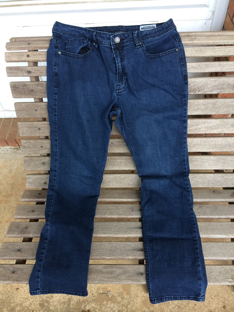 Men’s Buffalo David Bitton dark denim jeans, straight stretch (#12578497) in excellent condition–size 36″ x 34″