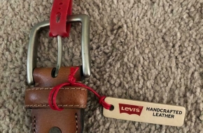 NEW with tags – Men’s Genuine Leather Belt – Levi’s Sz M (34-36)