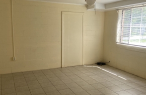 1 Bed / 1 Bath Downstairs Greenville Apartment 3 minutes from Bob Jones University w/ Laundry, Parking, HVAC included.