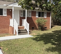 Renovated 3-Bedroom Home Near BJU – Spacious Yard & New Floors!