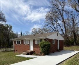 Newly Renovated 3BR Brick Home for Rent Near BJU