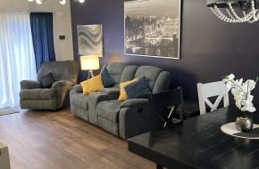 3706 E North St Greenville  Unit F5